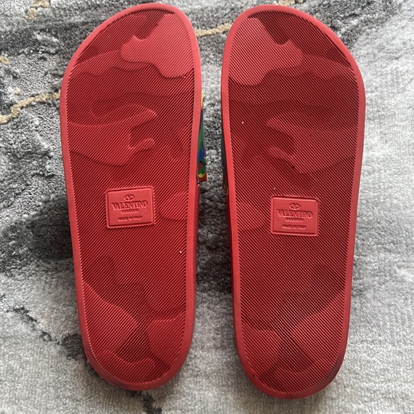 Valentino Slides - Picture 5 of 6